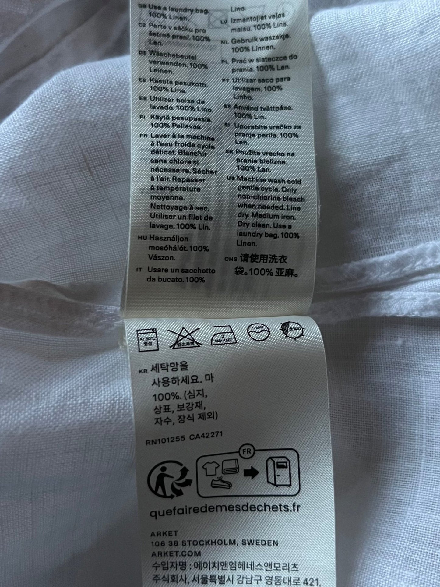 Preloved ARKET, 100 % pellava pusero, valkoinen, koko 42 Siloa Secondhand – huollettu ja kuntotarkastettu