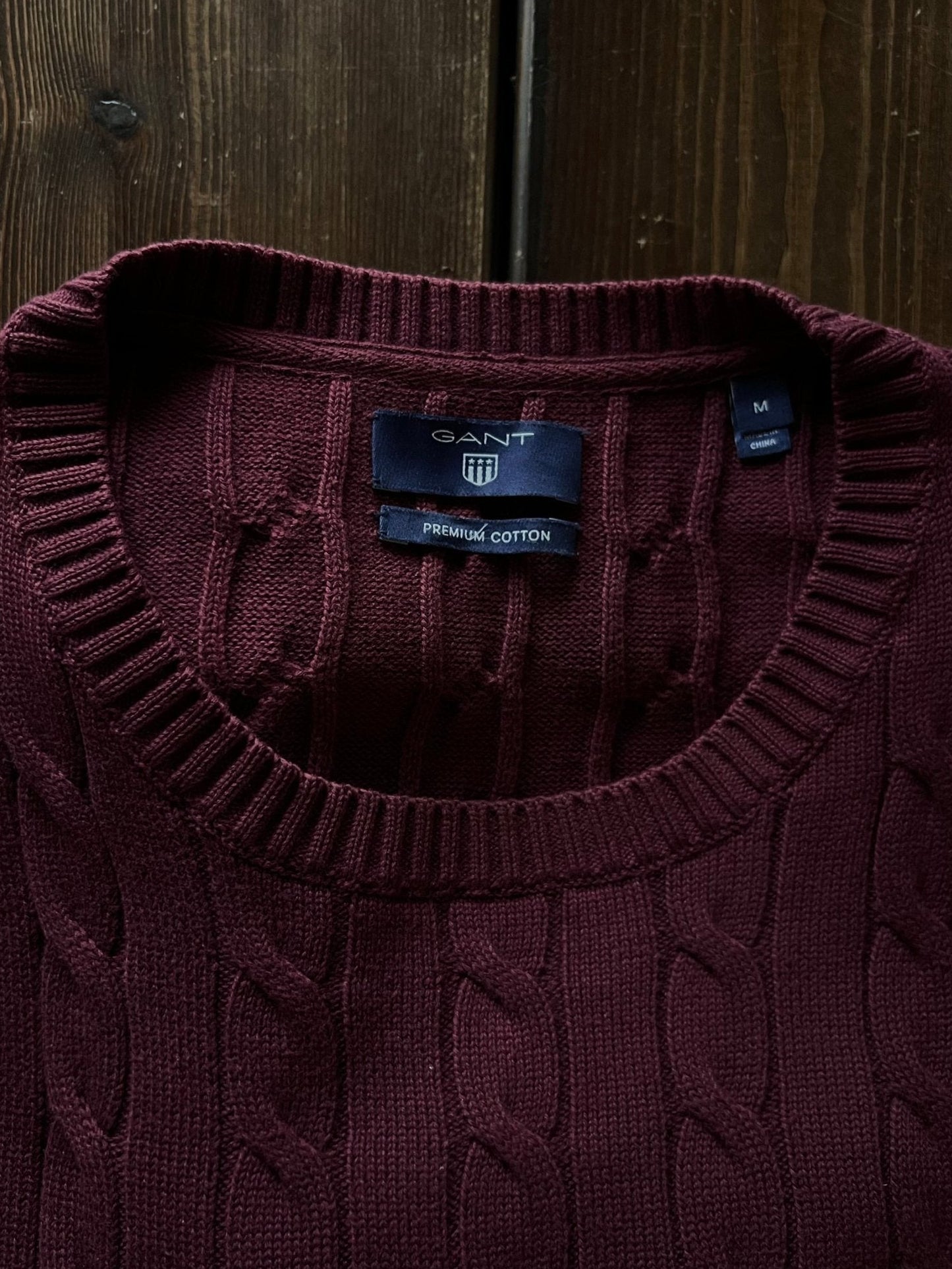 Preloved Gant puuvillaneule, luumu, M Siloa Secondhand – huollettu ja kuntotarkastettu