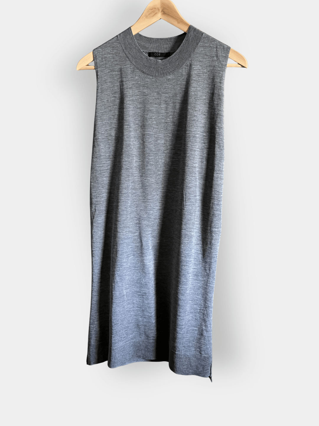 Preloved COS puuvilla/silkki liivi, harmaa, koko S Siloa Secondhand – huollettu ja kuntotarkastettu