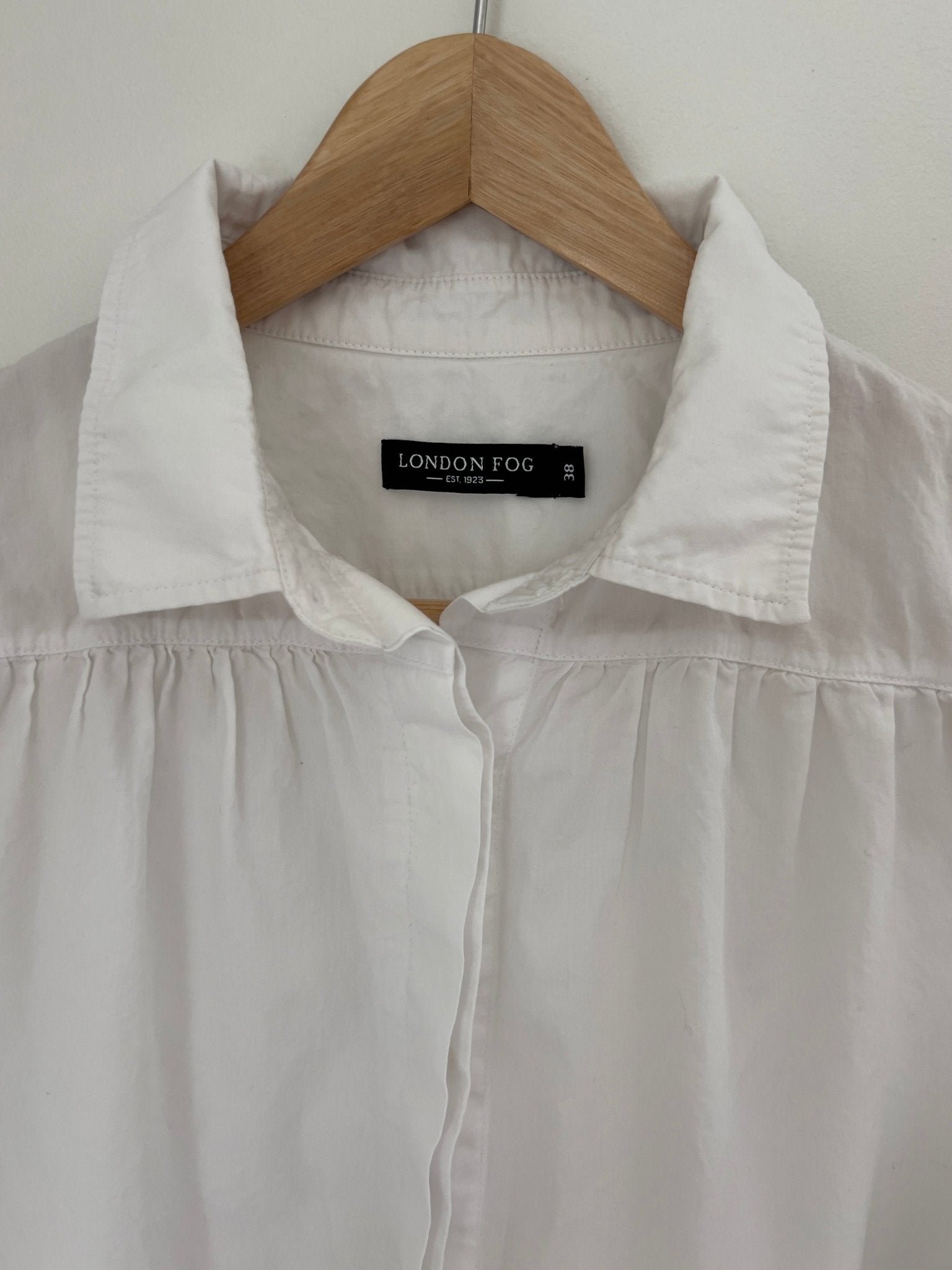 Preloved London Fog puuvillapusero, valkoinen, M Siloa Secondhand – huollettu ja kuntotarkastettu
