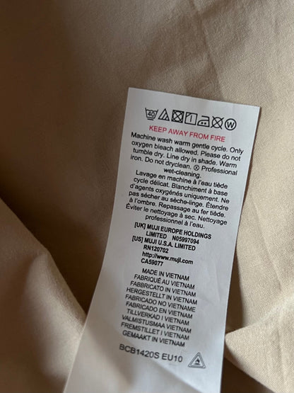 Preloved Muji 100 % puuvilla pusero, vaalea beige, koko S Siloa Secondhand – huollettu ja kuntotarkastettu