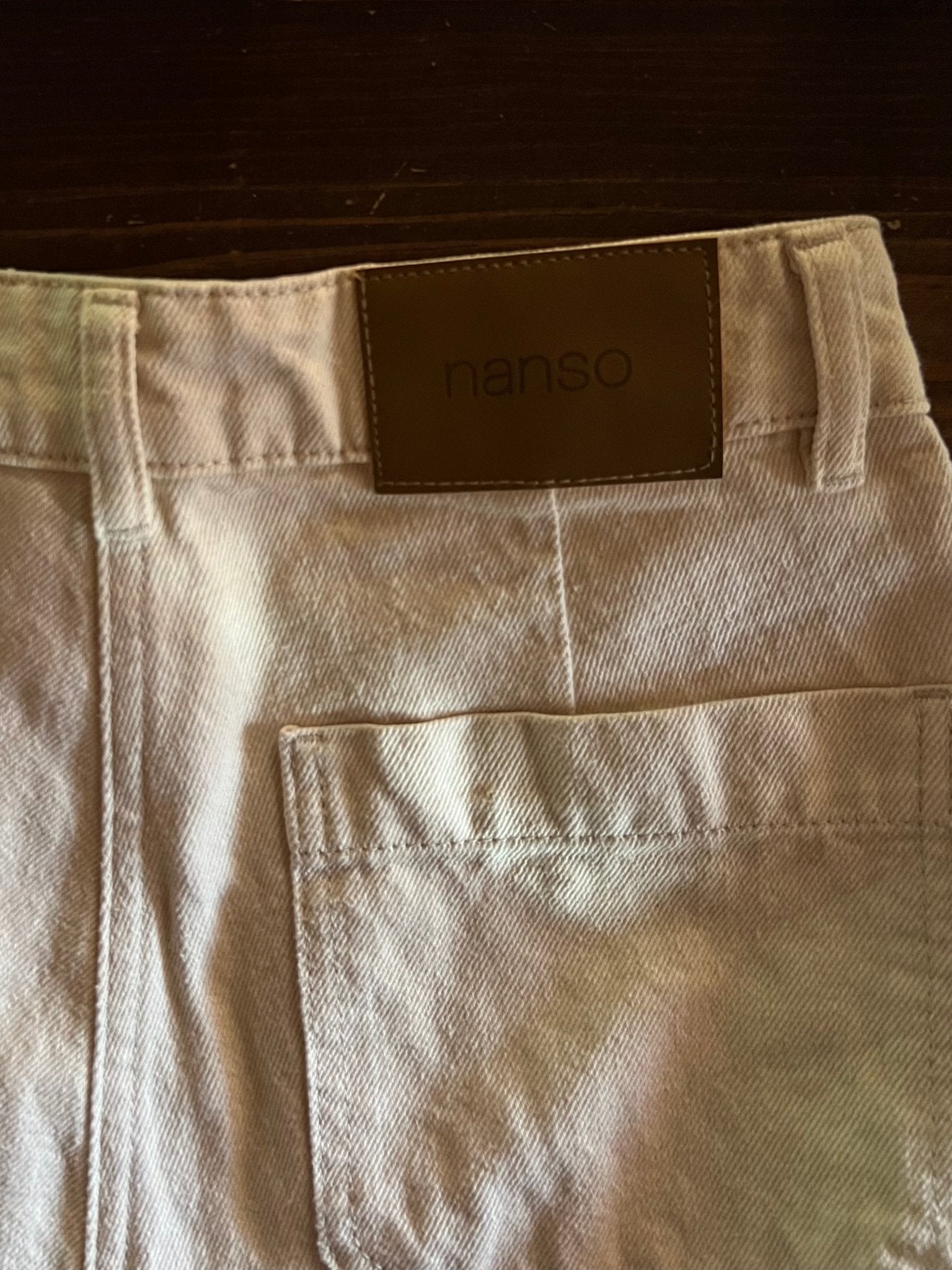 Preloved Nanso puuvillafarkut, luonnonvalkoinen, M Siloa Secondhand – huollettu ja kuntotarkastettu