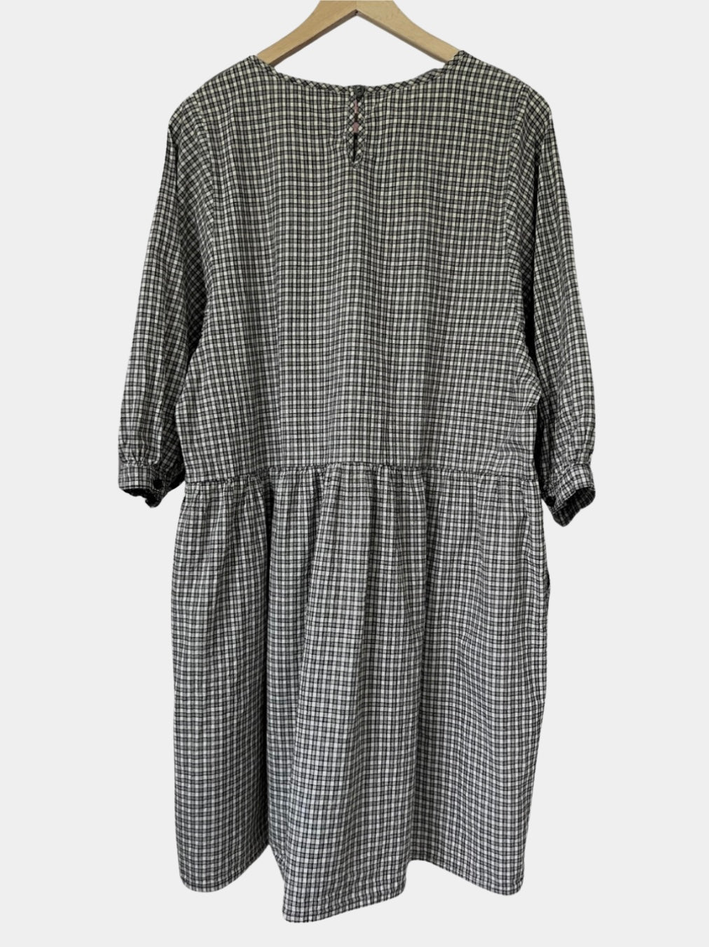 Preloved Nanso puuvillamekko musta/beige, L Siloa Secondhand – huollettu ja kuntotarkastettu