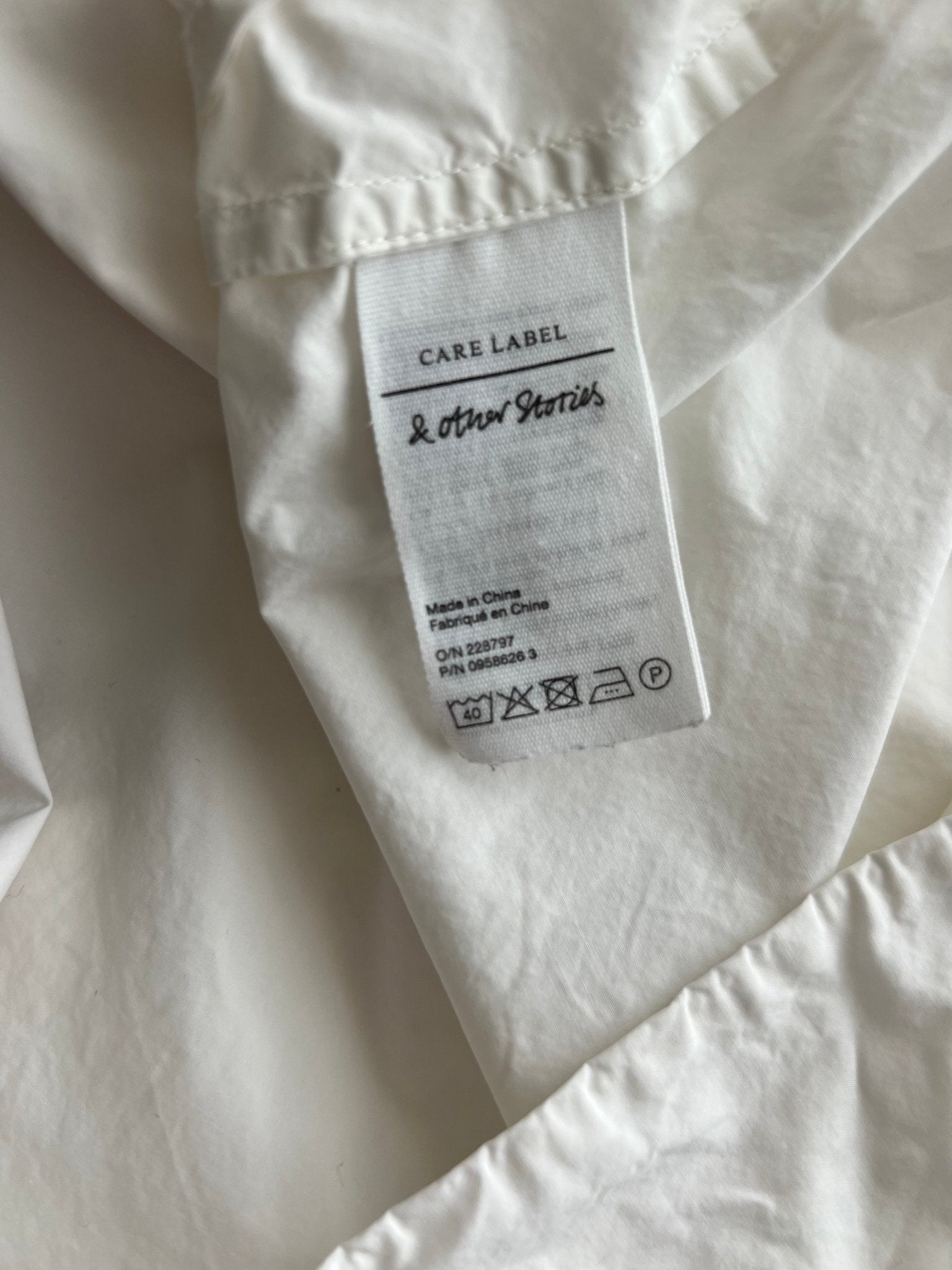 Preloved & Other Stories puuvillamekko, valkoinen, L Siloa Secondhand – huollettu ja kuntotarkastettu