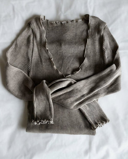 Preloved Toteme pusero, 85 % villa, 15 % silkki, beige - harmaa, koko M/L Siloa Secondhand – huollettu ja kuntotarkastettu