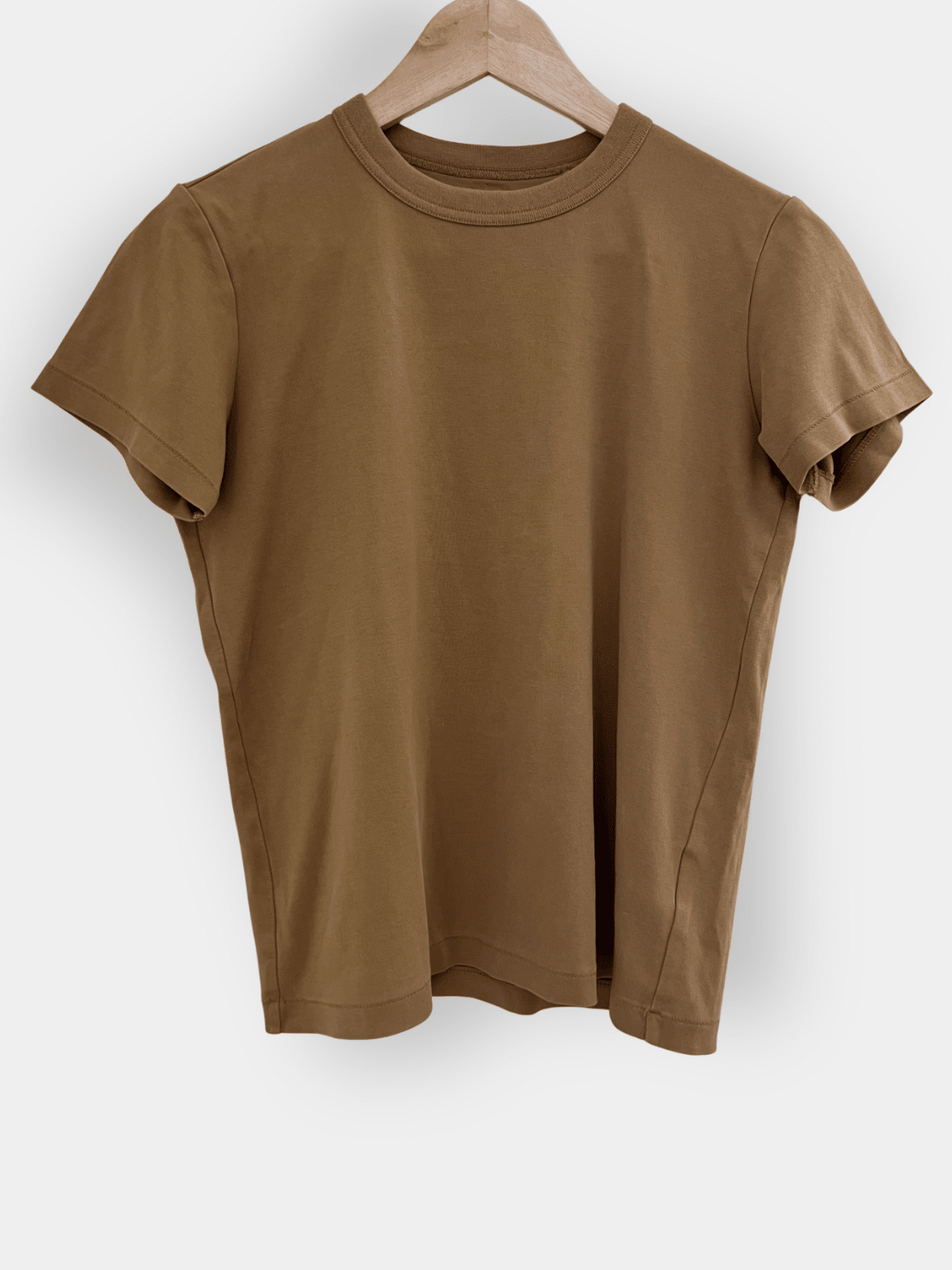 Preloved UNIQLO puuvilla t - paita, okra, M Siloa Secondhand – huollettu ja kuntotarkastettu