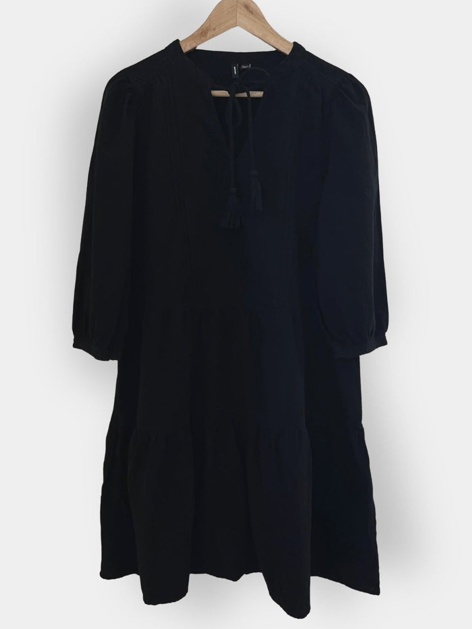 Preloved Vero Moda puuvillamekko, musta, L Siloa Secondhand – huollettu ja kuntotarkastettu